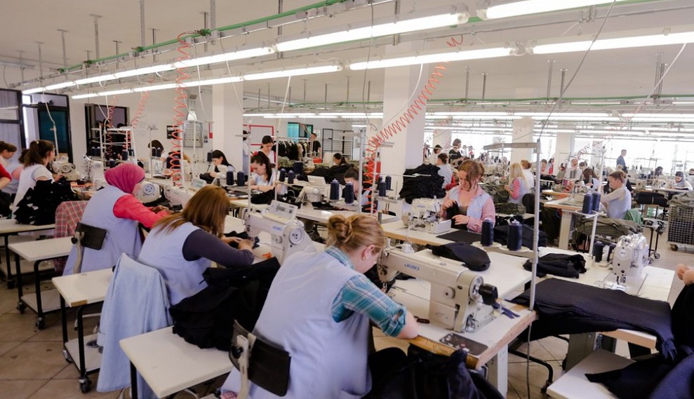 Kriza e fabrikave, rriten kostot e prodhimit, bien cmimet e eksportit